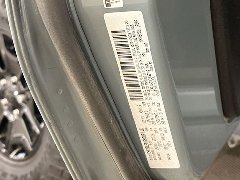 Used 2015 Jeep Wrangler Sport AWD/4WD image 12