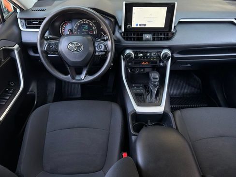 Used 2022 Toyota Prius Prime LE FWD image 9