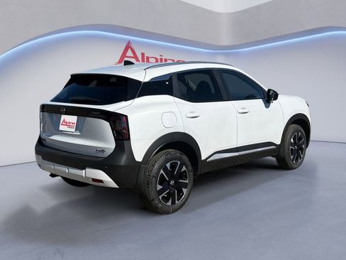 New 2026 Nissan Kicks SV w/ Cold Weather Package image 5