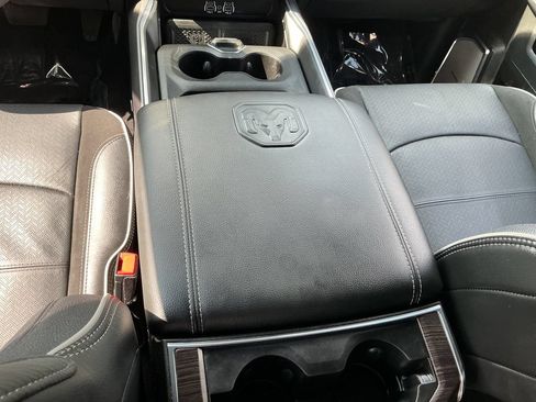 Used 2026 RAM 2500 Laramie AWD/4WD image 25