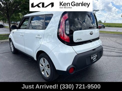 Used 2016 Kia Soul w/ Convenience Package FWD image 3
