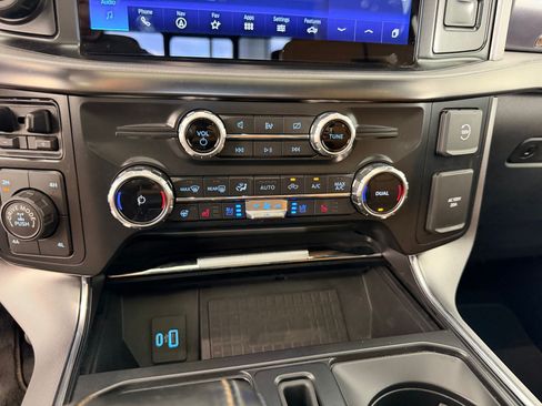 Used 2022 Ford F150 Platinum w/ Equipment Group 701A High AWD/4WD image 18