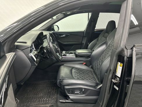 Used 2022 Audi SQ8 Prestige AWD/4WD image 9