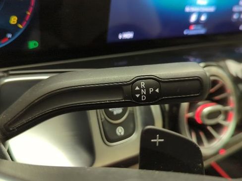 Certified 2021 Mercedes-Benz GLB 250 image 18