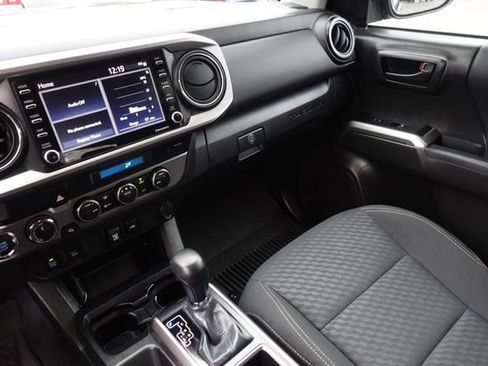 Certified 2023 Toyota Tacoma 4x4 Double Cab image 28