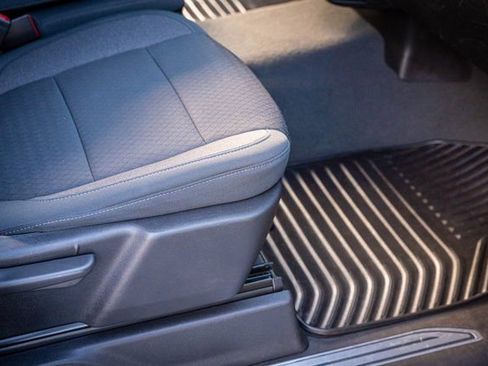 Used 2021 Chevrolet Silverado 1500 LT w/ Safety Package II image 33