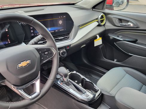 New 2026 Chevrolet Trax LT w/ LT Convenience Package image 18