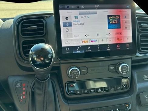 Used 2025 RAM ProMaster 2500 w/ Premium Convenience Group image 18