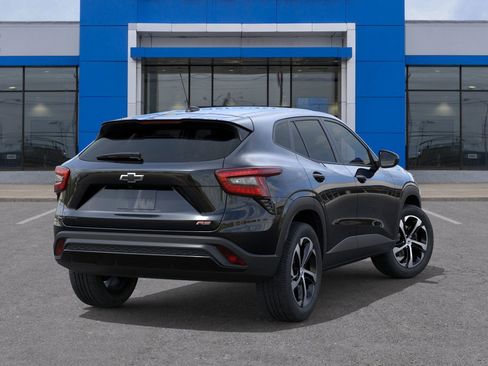 New 2026 Chevrolet Trax RS image 4