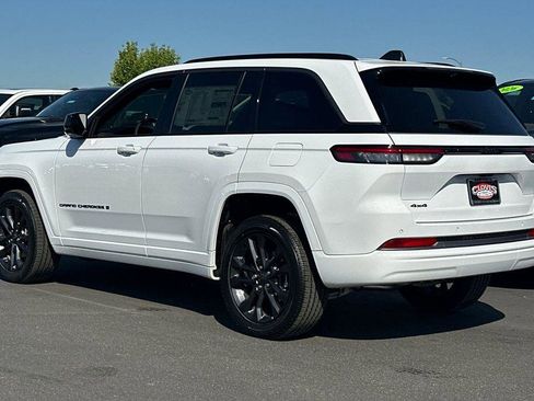 New 2026 Jeep Grand Cherokee Limited image 6