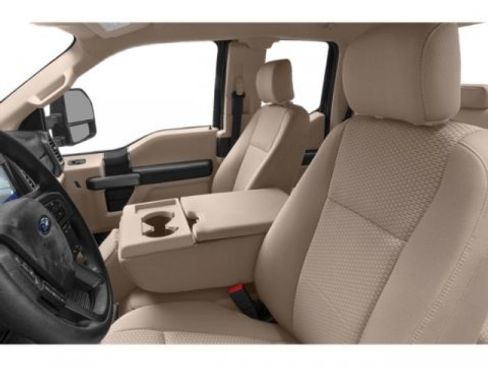 Used 2020 Ford F250 XLT w/ XLT Value Package image 9