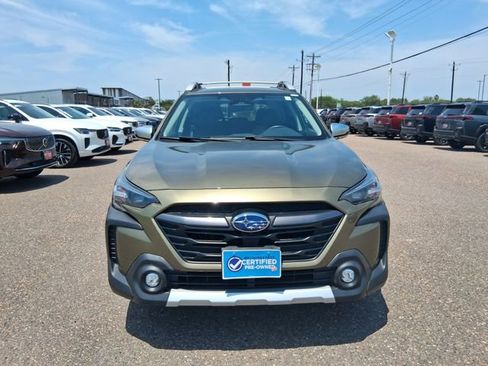 Used 2024 Subaru Outback Touring AWD/4WD image 2