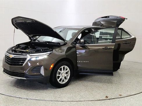 Used 2024 Chevrolet Equinox LT FWD image 10