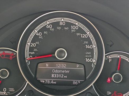 Used 2017 Volkswagen Beetle 1.8T SEL FWD image 9