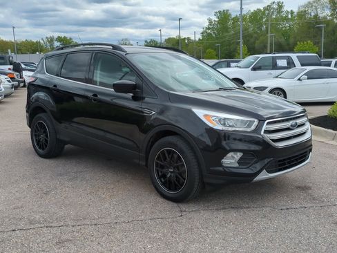 Used 2018 Ford Escape SEL AWD/4WD image 2