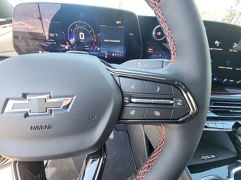 New 2026 Chevrolet Traverse RS image 18