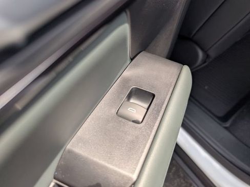 New 2027 GMC Terrain AT4 w/ Convenience Package III AWD/4WD image 11