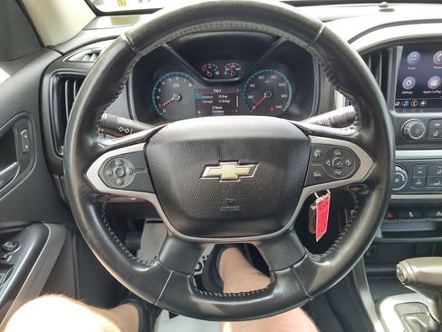 Used 2019 Chevrolet Colorado LT AWD/4WD image 32