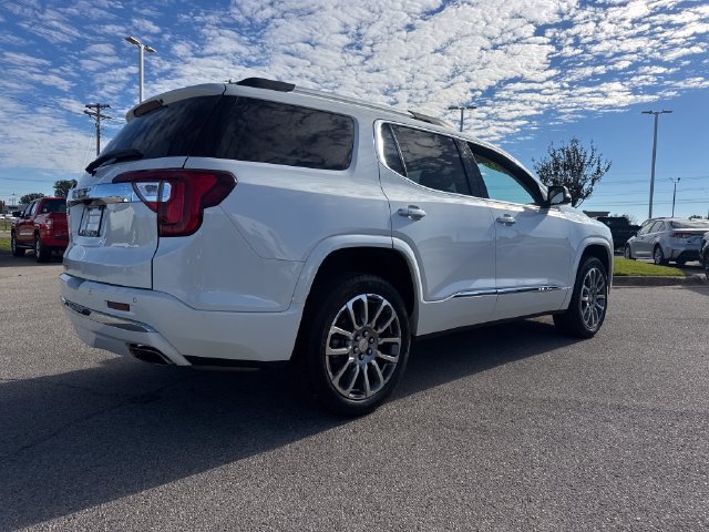 Used 2023 GMC Acadia Denali w/ Trailering Package FWD image 7