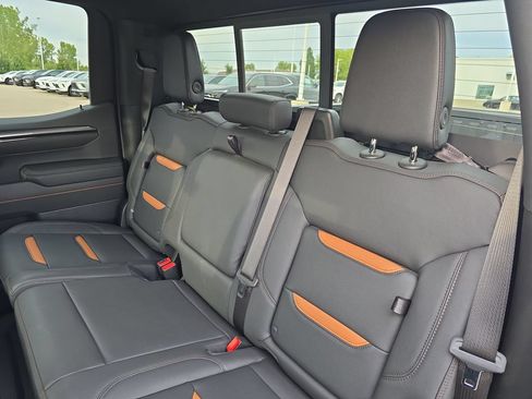 Certified 2025 GMC Sierra 1500 AT4 w/ AT4 Premium Package AWD/4WD image 14