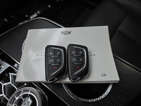 Used 2024 Cadillac Lyriq Sport AWD/4WD image 46