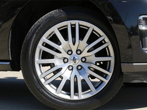 Used 2024 Ford Expedition Limited image 2