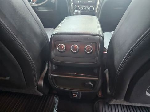 Used 2017 Buick Enclave Leather FWD image 13