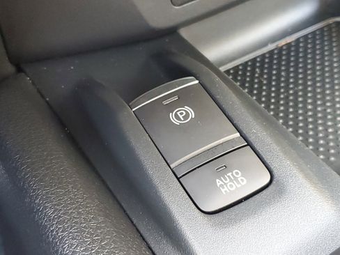 Used 2021 Nissan Rogue Sport SL w/ Premium Package image 28