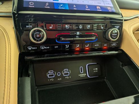 Certified 2023 Jeep Grand Cherokee L Summit image 29