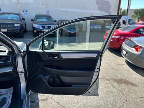 Used 2017 Subaru Legacy 2.5i Premium image 33