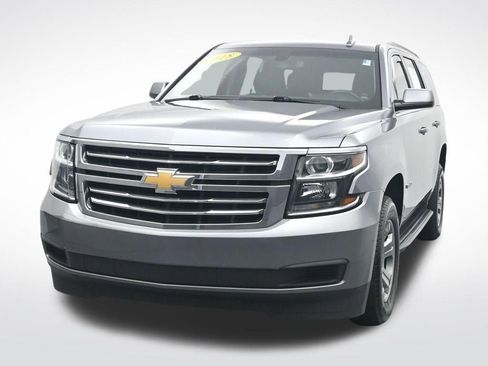Used 2019 Chevrolet Tahoe LS RWD image 2