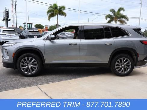 New 2026 Buick Enclave Preferred FWD image 5