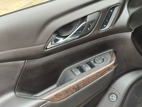 Used 2023 GMC Acadia Denali w/ Denali Technology Package image 29