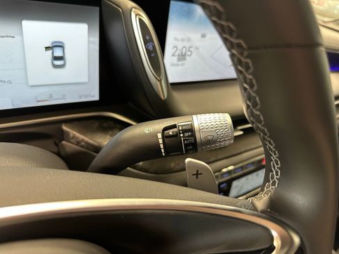 Used 2025 Genesis G90 3.5T AWD/4WD image 22