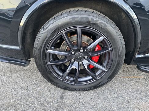 Used 2018 Dodge Durango SRT w/ Technology Group image 12