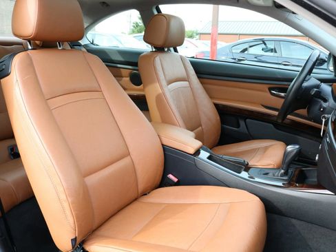 Used 2012 BMW 328i xDrive Coupe AWD/4WD image 35