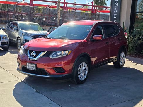 Used 2016 Nissan Rogue S image 7