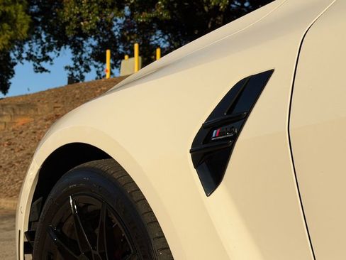 Used 2023 BMW M4 xDrive Competition image 27