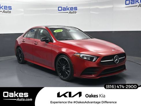 Used 2022 Mercedes-Benz A 220 4MATIC image 1
