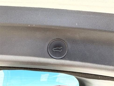 Used 2023 Tesla Model Y Long Range image 6