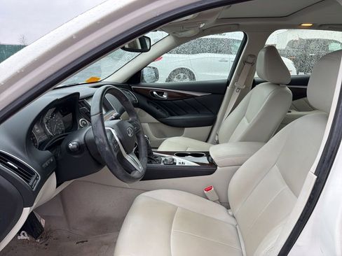 Used 2018 INFINITI Q50 Luxe image 12