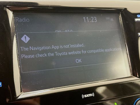 Used 2020 Toyota Camry LE w/ Convenience Package FWD image 22