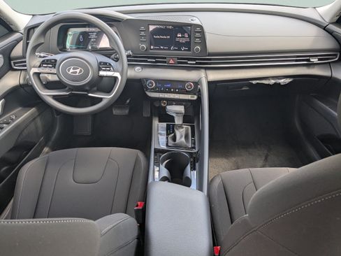 New 2026 Hyundai Elantra Hybrid FWD image 14