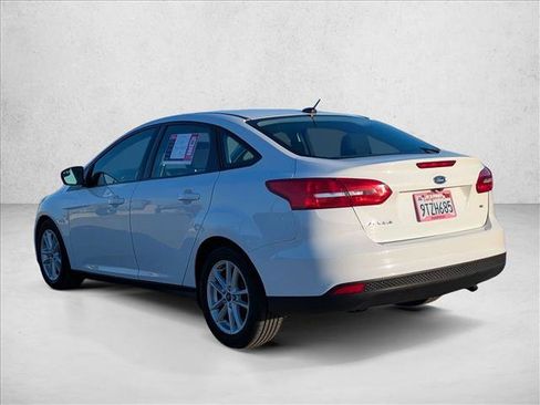 Used 2015 Ford Focus SE image 8