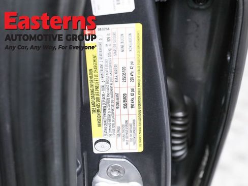 Used 2018 Tesla Model 3 Performance image 31