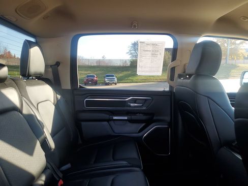 Used 2021 RAM 1500 Laramie AWD/4WD image 32