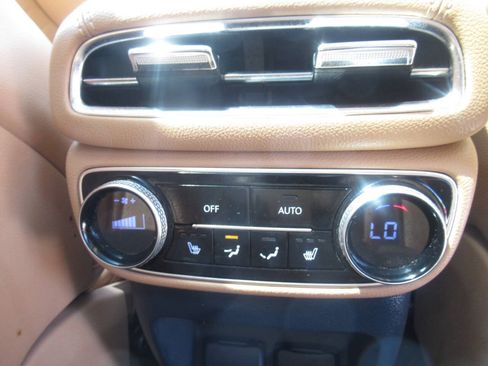 Used 2023 Genesis GV80 2.5T w/ Prestige Package AWD/4WD image 10