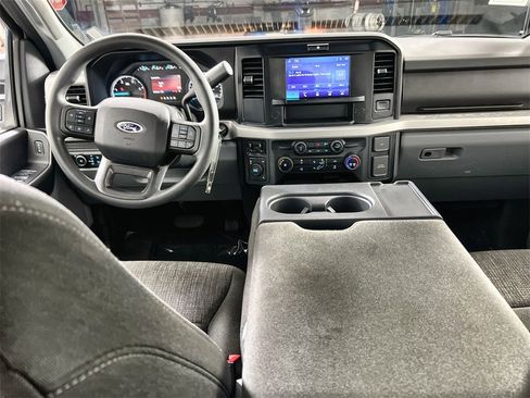 Used 2025 Ford F250 XLT image 21