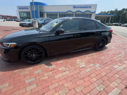 Used 2024 Honda Civic Sport image 7