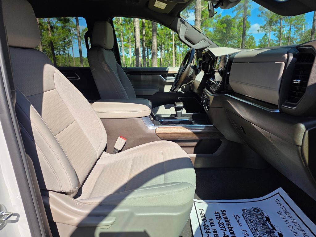 Used 2023 Chevrolet Silverado 1500 LT w/ Protection Package RWD image 23